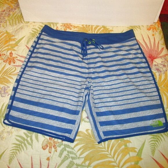NEW The North Face WHITECAP Board Size 40 SHORTS Stretch SWIM Trunks UPF Fly - Picture 1 of 8